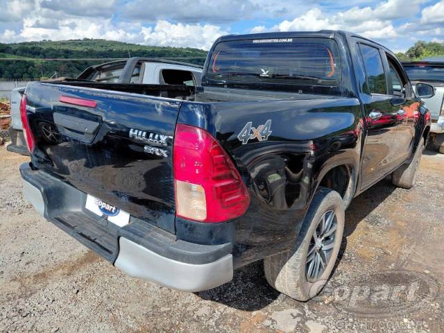 2025 TOYOTA HILUX CD 