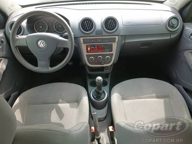 2012 VOLKSWAGEN VOYAGE 