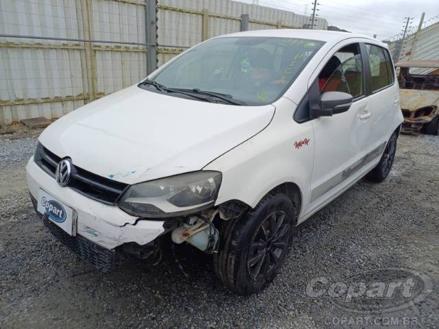 2014 VOLKSWAGEN FOX 