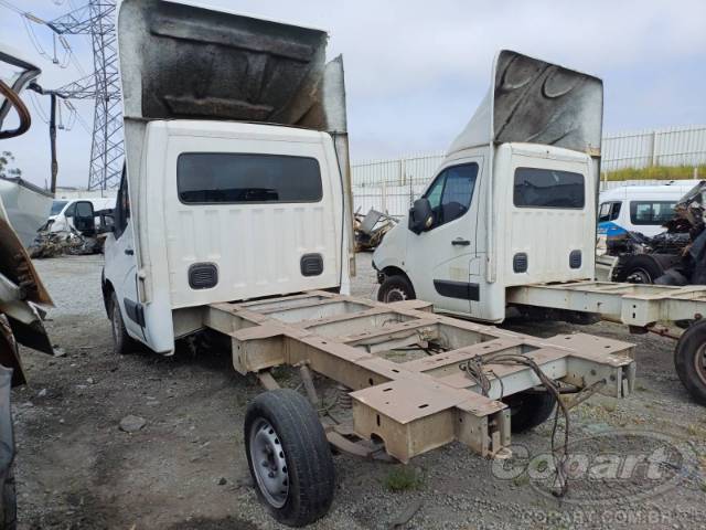 2023 RENAULT MASTER CHASSI 