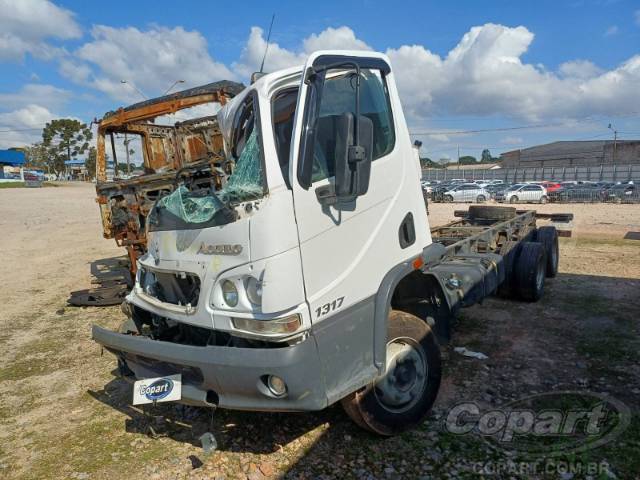 2025 MERCEDES-BENZ Accelo 