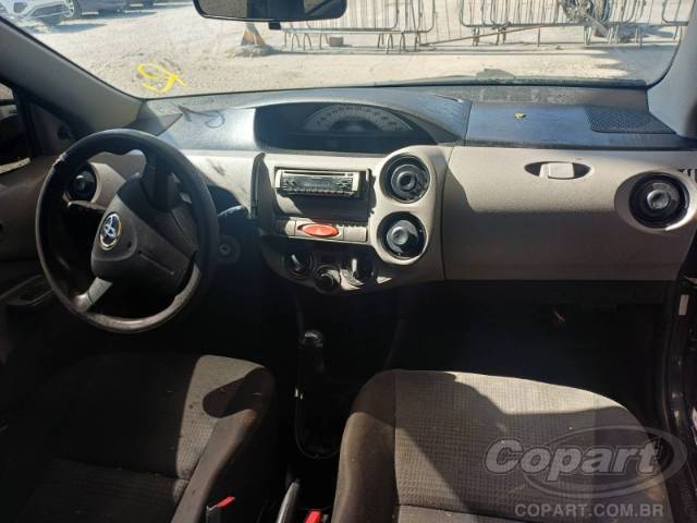 2013 TOYOTA ETIOS SEDA 