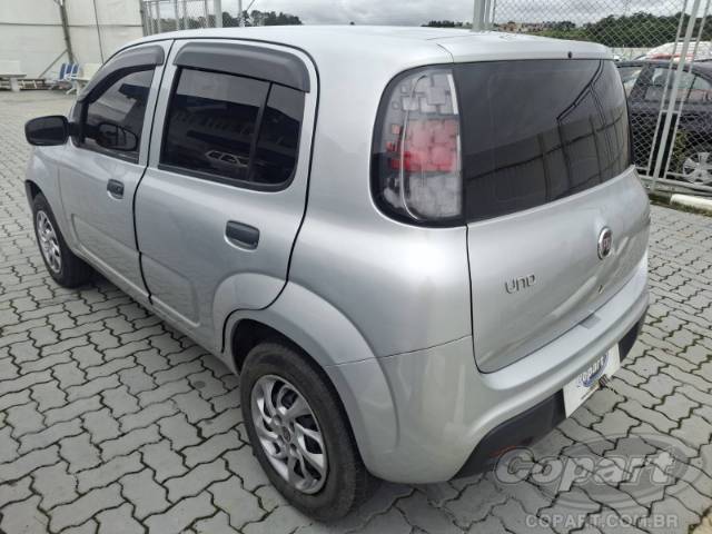 2021 FIAT UNO 