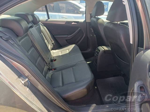 2016 VOLKSWAGEN JETTA 