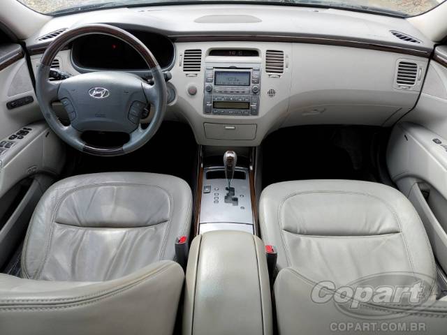 2011 HYUNDAI AZERA 