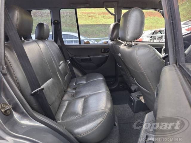 2004 MITSUBISHI PAJERO TR4 