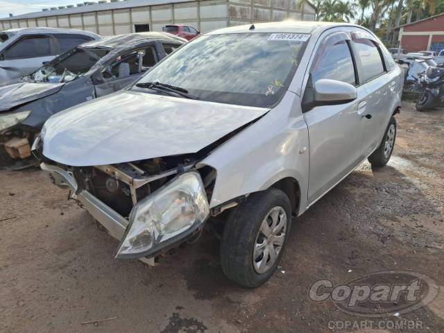 2015 TOYOTA ETIOS SEDA 