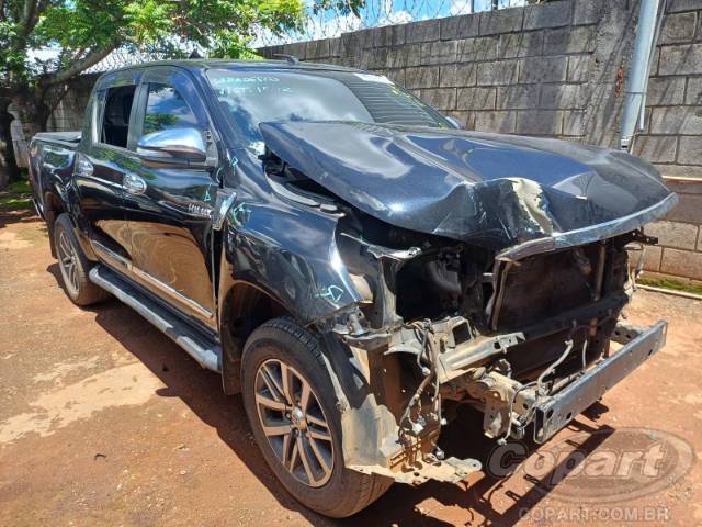 2016 TOYOTA HILUX CD 