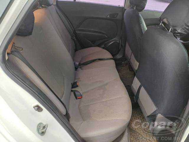 2014 HYUNDAI HB20S 