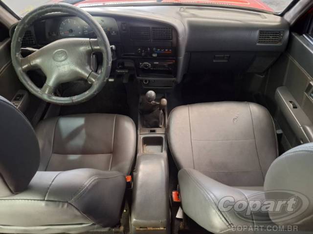 2005 TOYOTA HILUX CD 