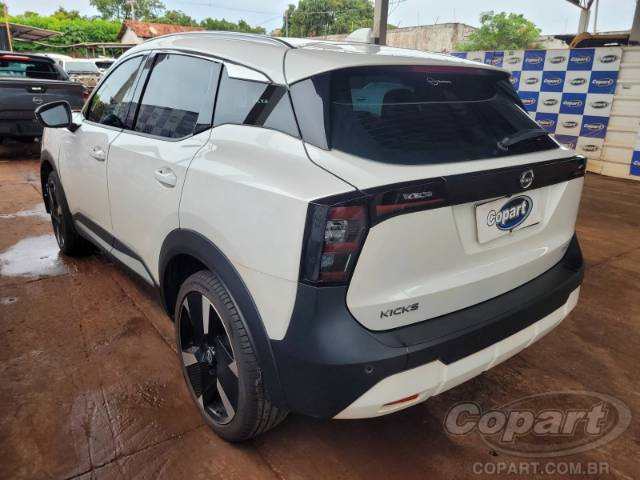 2026 NISSAN KICKS 