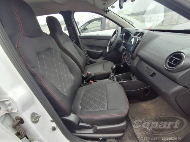 2025 RENAULT KWID 