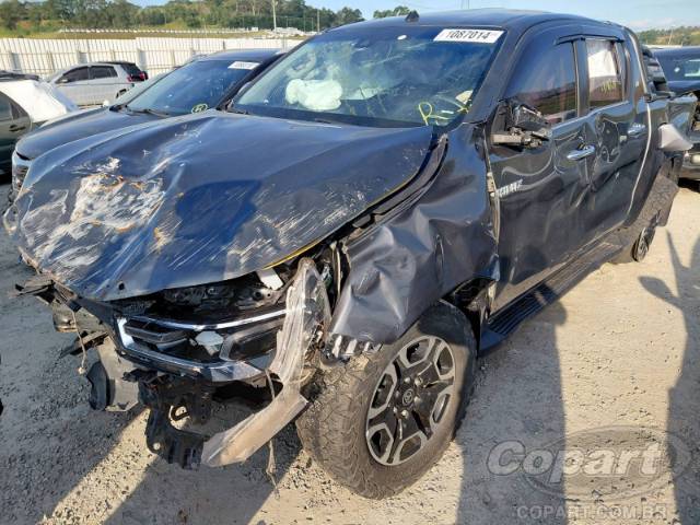 2024 TOYOTA HILUX CD 