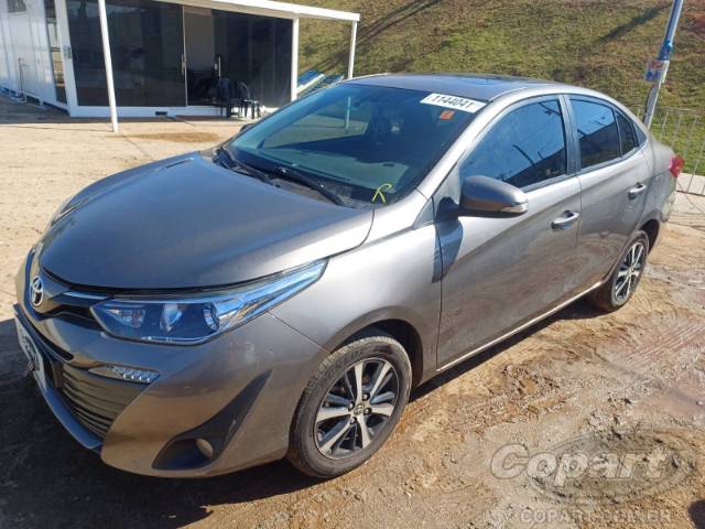 2021 TOYOTA YARIS SEDA 