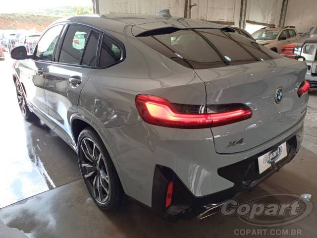 2022 BMW X4 