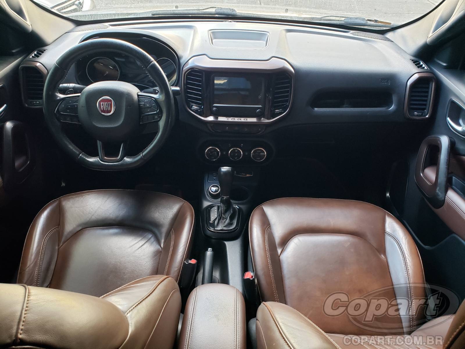 Foto 9 de 11: 2020 FIAT TORO