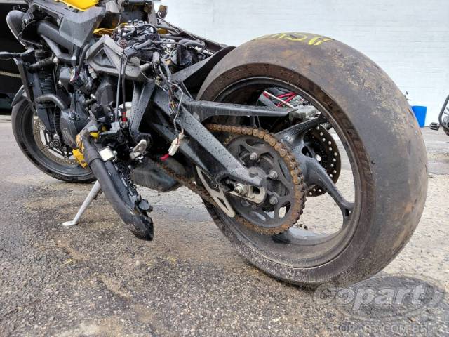 2025 TRIUMPH STREET TRIPLE 