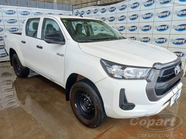 2023 TOYOTA HILUX CD 