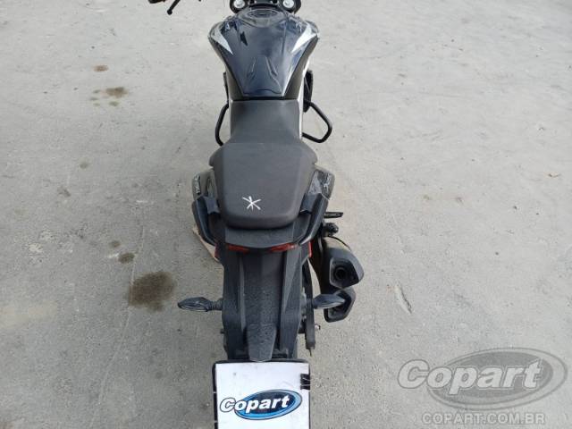 2025 BAJAJ DOMINAR 
