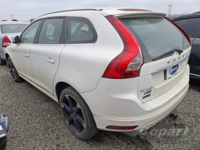 2016 VOLVO XC60 