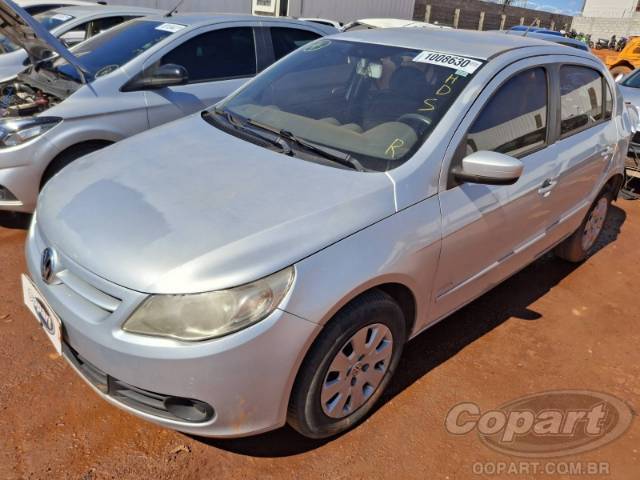 2011 VOLKSWAGEN VOYAGE 