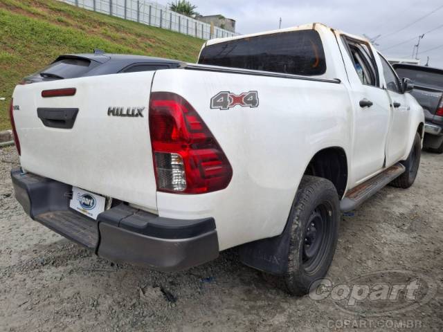 2019 TOYOTA HILUX CD 