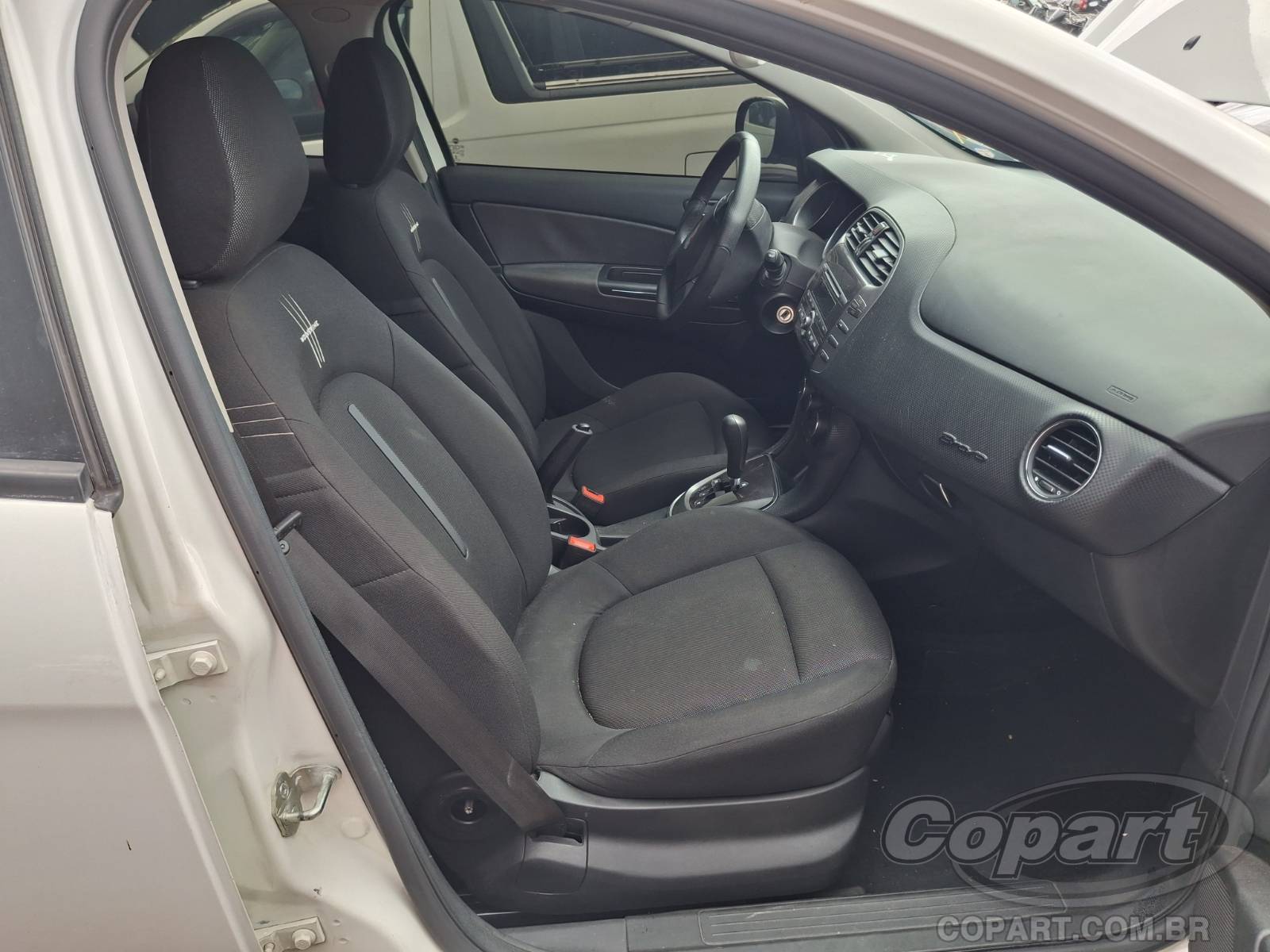 2014 FIAT BRAVO — foto 5 de 10