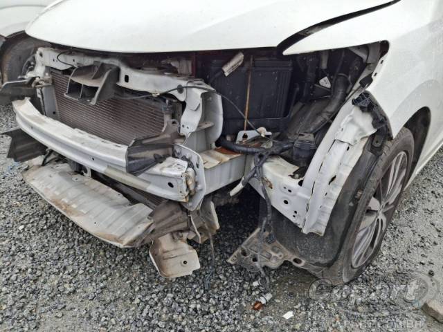 2016 HONDA FIT 