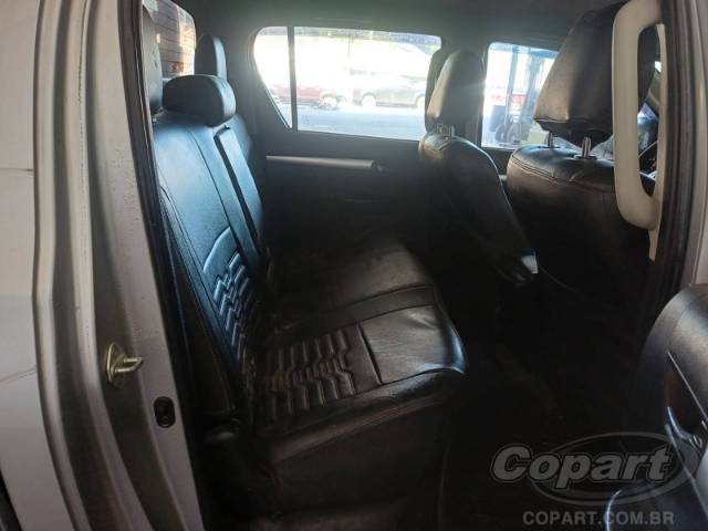 2017 TOYOTA HILUX CD 