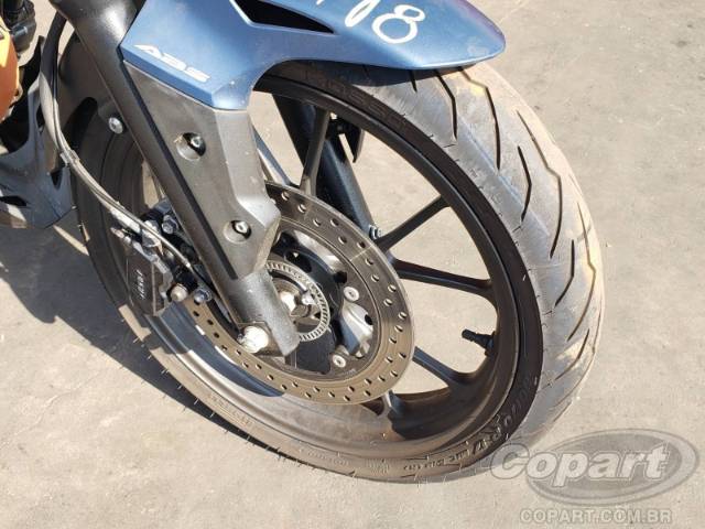 2025 HONDA CB 300F 