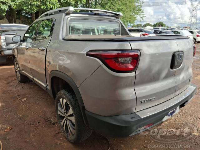 2022 FIAT TORO 