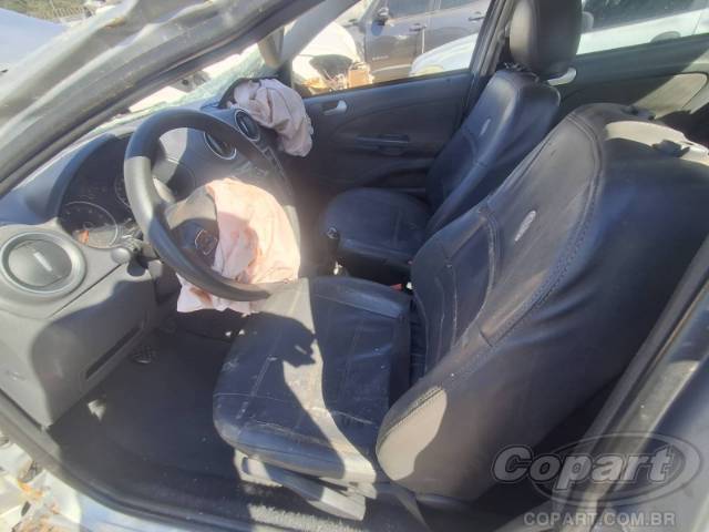 2014 VOLKSWAGEN VOYAGE 