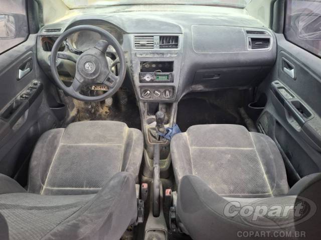 2015 VOLKSWAGEN FOX 