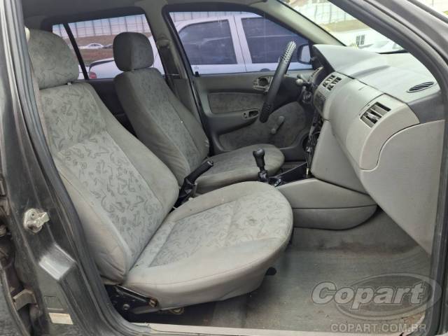 2001 VOLKSWAGEN GOL 