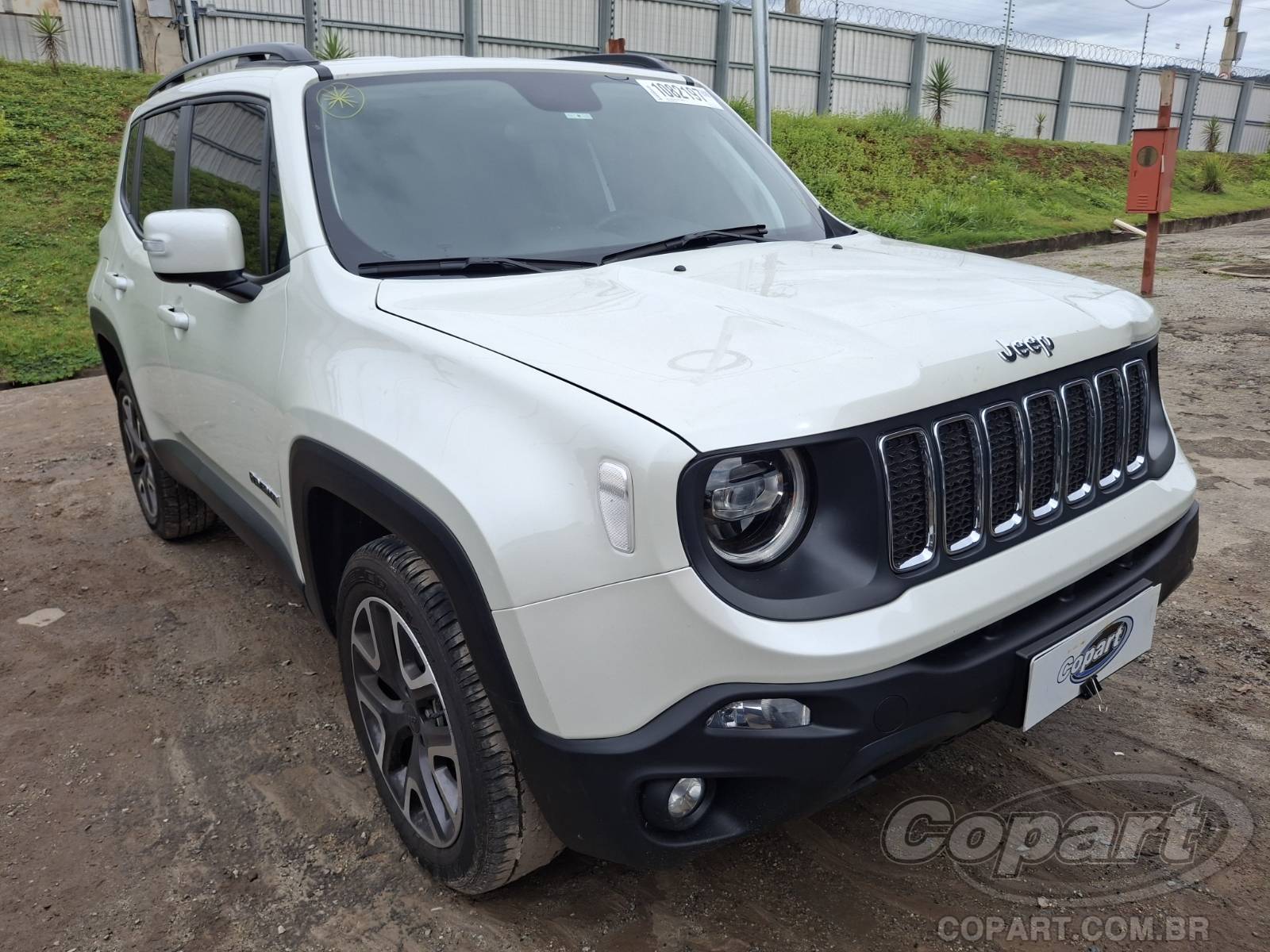 Veículo Fiat Renegade Jeep Renegade Longitude 2.0 MultiJet Turbo 2021 2021 em leilão