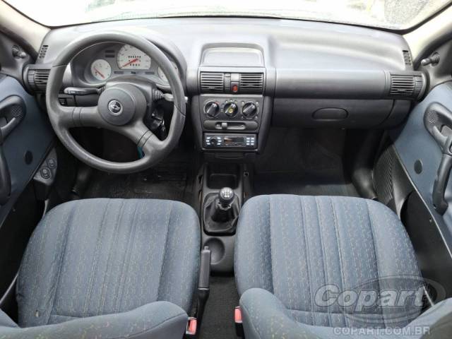 2000 CHEVROLET CORSA 