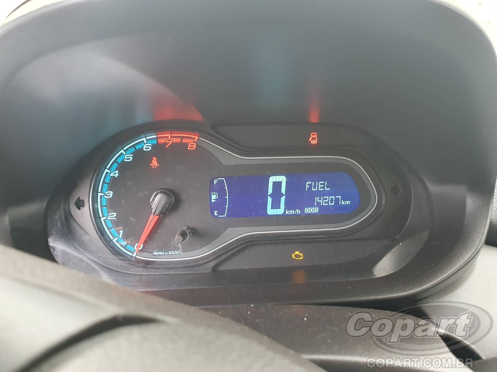Foto 8 de 10: 2015 CHEVROLET ONIX