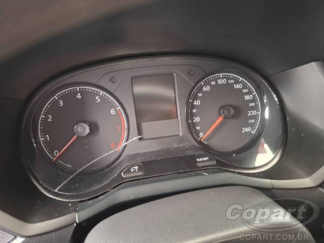 2022 VOLKSWAGEN VOYAGE 