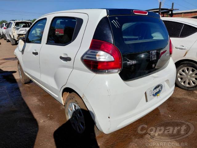 2017 FIAT MOBI 