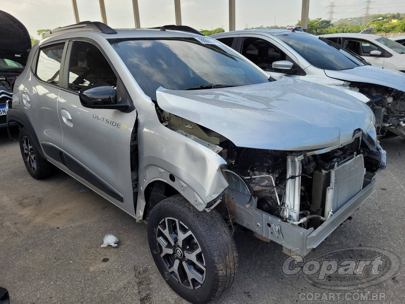 Veículo Renault Kwid KWID OUTSIDER 1.0 SCE 2023 em leilão