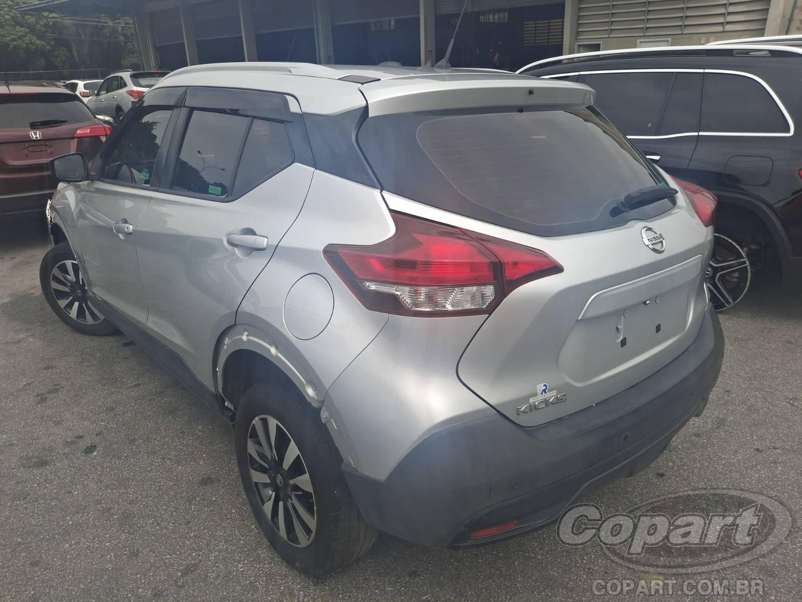 2019 NISSAN KICKS — foto 3 de 10