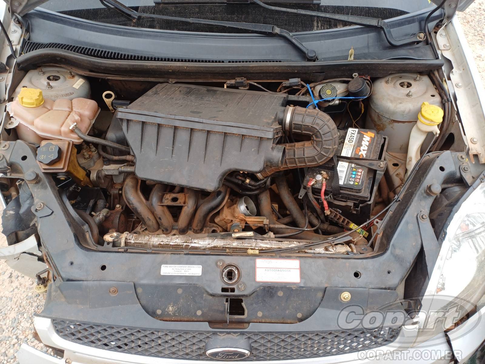 Foto 7 de 11: 2004 FORD FIESTA