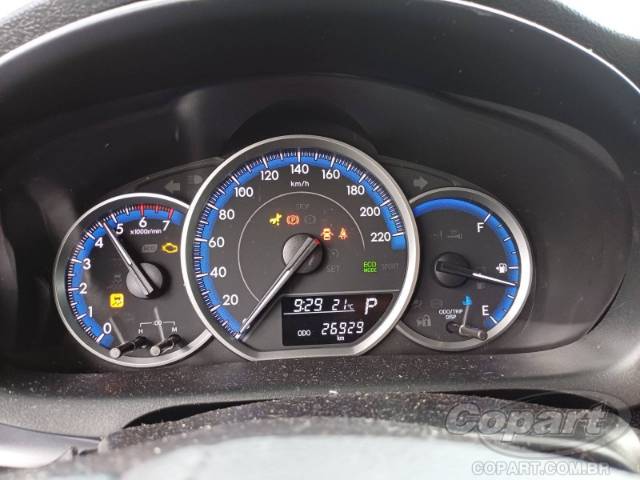 2024 TOYOTA YARIS SEDA 