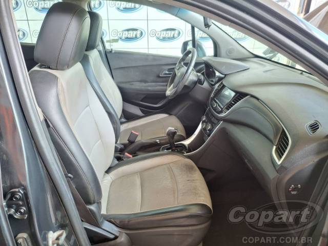 2017 CHEVROLET TRACKER 