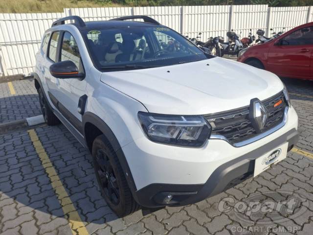 2026 RENAULT DUSTER 