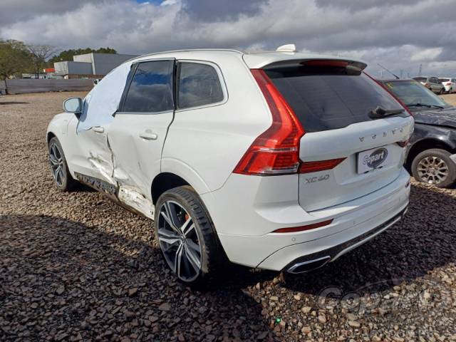 2019 VOLVO XC60 