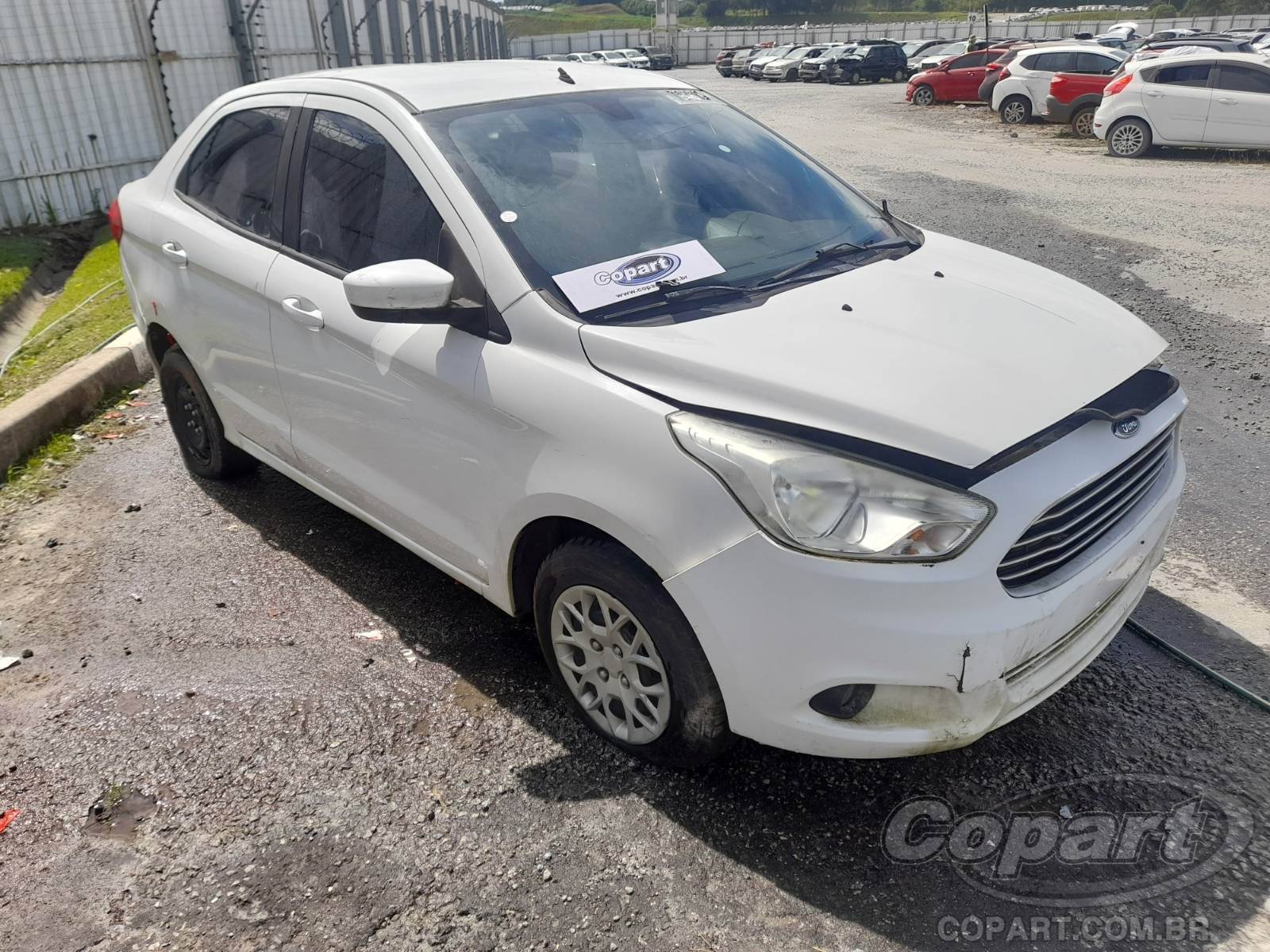 Veículo Ford Ka Ford Ka Sedan SE 1.0 12V 2016 Pequena Monta 2016 em leilão