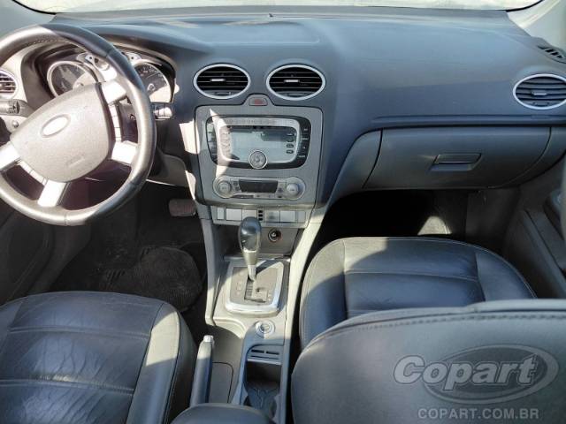 2009 FORD FOCUS SEDAN 