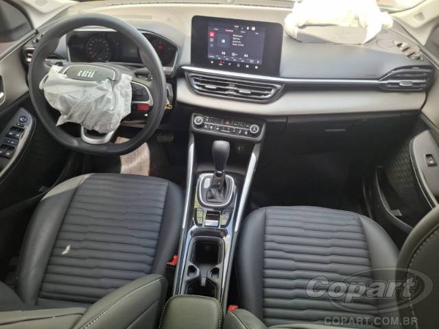 2025 FIAT FASTBACK 