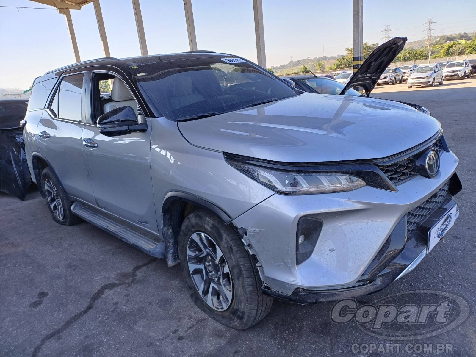 Veículo Toyota SW4 TOYOTA SW4 Diamond 2.8 D-4D Turbo 2023 2024 em leilão